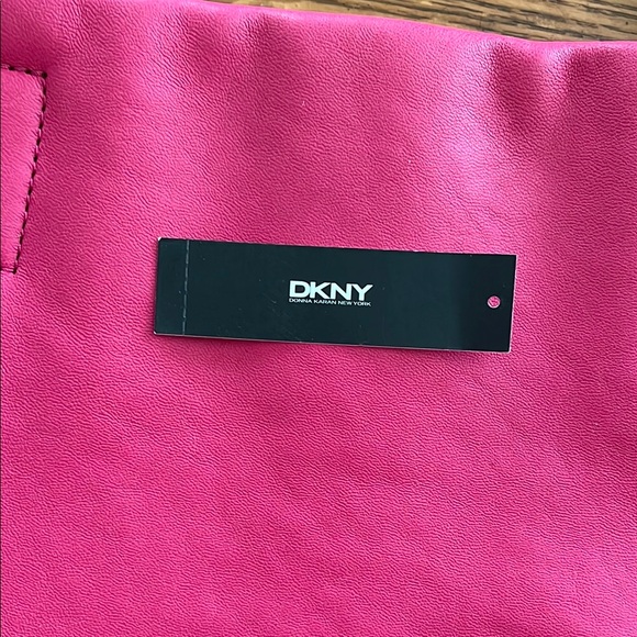 Vibrant Pink & Orange Leather Tote - Picture 10 of 11